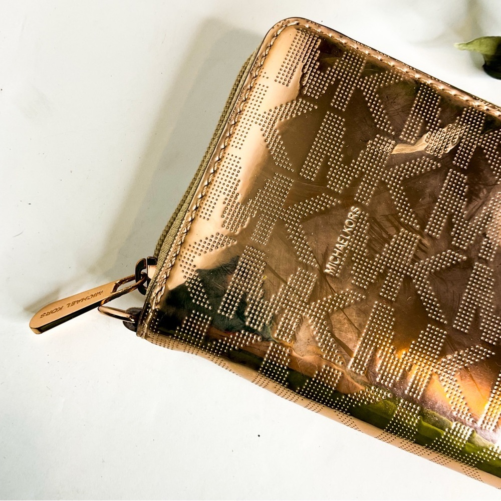 Michael Kors Rode Gold Women's Wallet - Picture 2 of 7